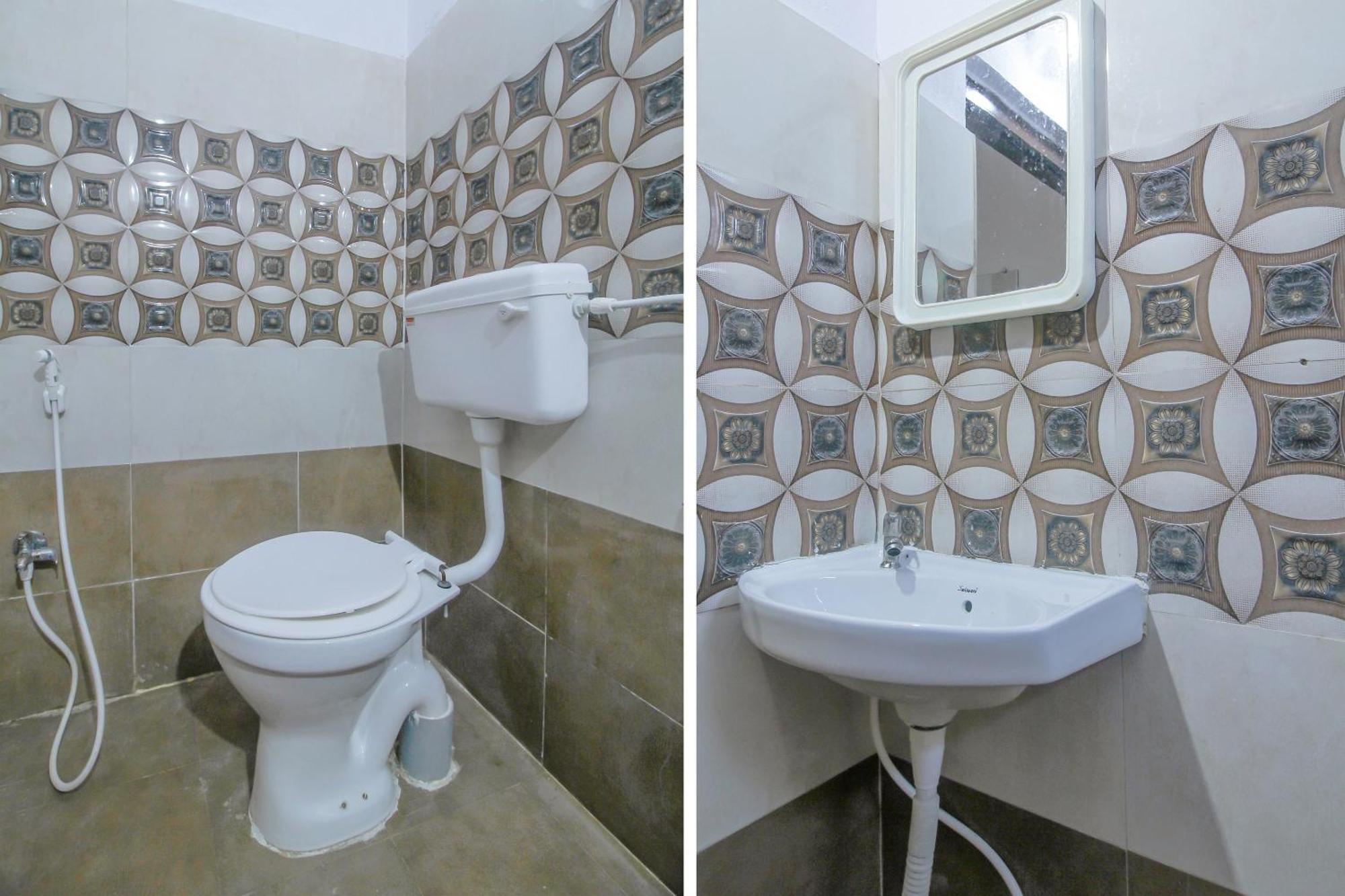 Spot On 81775 Mohit Gokul Lodge New Luxury Room'S Near Secunderabad Railway Station Lālāguda Eksteriør billede